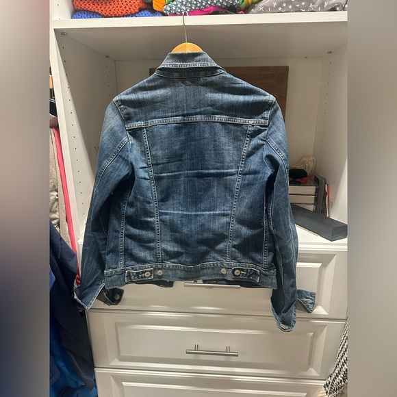 Levi’s Classic Blue Denim Jacket - Picture 4 of 4